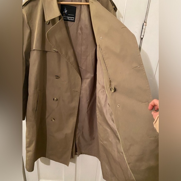 Misty Harbor Mens Khaki Trench Rain Coat Size 44 Reg Classic Core Tan Zip In - Picture 3 of 6